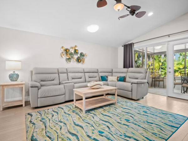 Beachside Retreat 4-Bedroom Home Rental - Your Perfect Island Getaway
